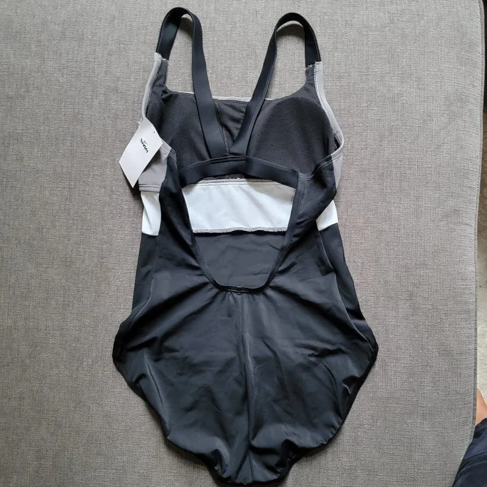 Nike Women's Gray, White & Black Racerback One Piece Swimsuit Size Large